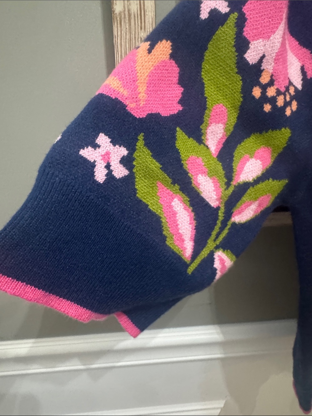 THML Navy Sweater with Pink Floral Puff Sleeves L Floral - Picture 6 of 9